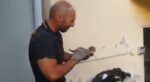 Italian firefighter could not contain his emotions when he saved a kitten