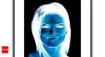 Optical illusion: Here's how to see a full-color picture from the X-ray image of this woman!