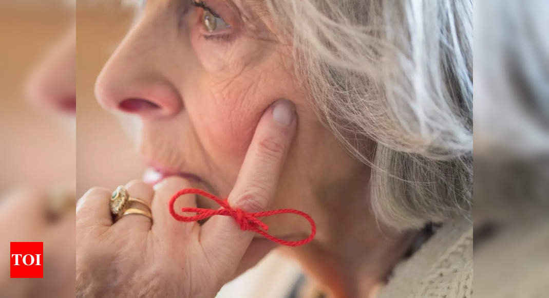 Skipping breakfast increases dementia risk by four times: Study