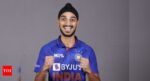 Takeaways from Indian pacer Arshdeep's father's take on trolls abusing his son for dropping a catch